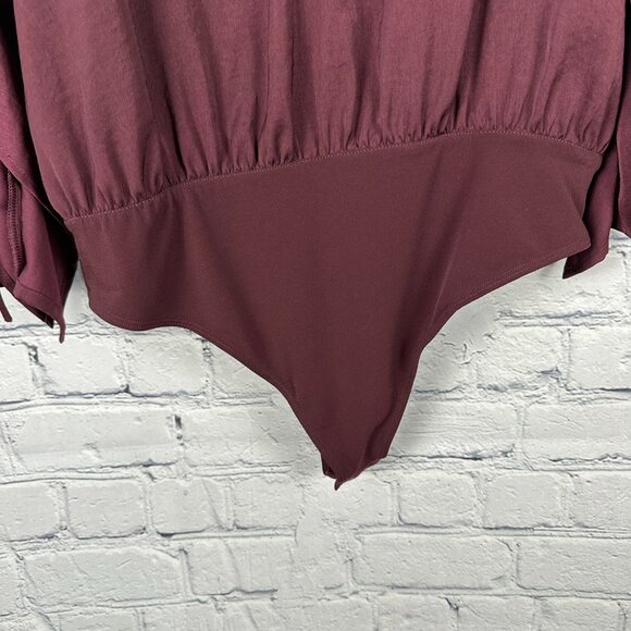 Express Ruffled Flare Sleeve Key Hole Detail Bodysuit Blouse, Size Large,‎ Plum - Picture 7 of 9